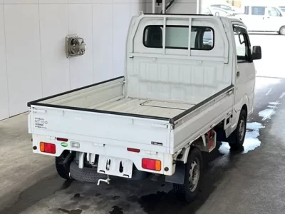 Nissan CLIPPER TRUCK