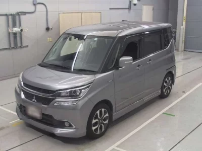 Mitsubishi DELICA D2