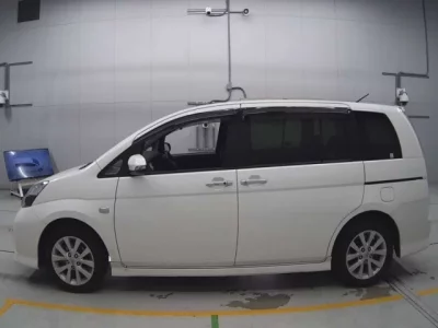 Toyota ISIS