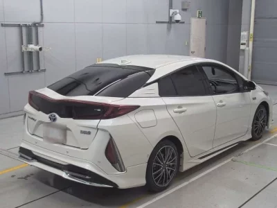Toyota PRIUS PHV