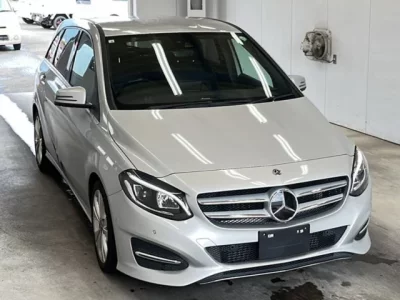 Mercedes-Benz B CLASS