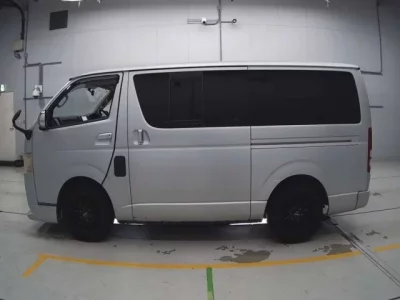 Toyota REGIUS ACE VAN