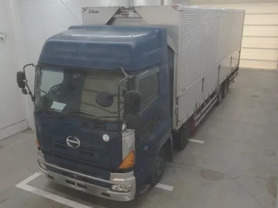 Hino TRUCK