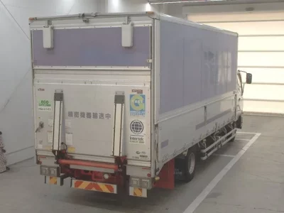 Mitsubishi FUSO FIGHTER