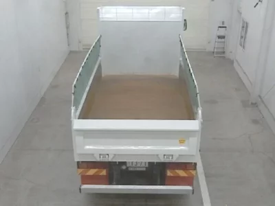 Isuzu TRUCK