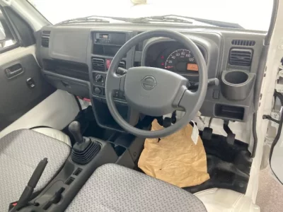 Nissan CLIPPER TRUCK