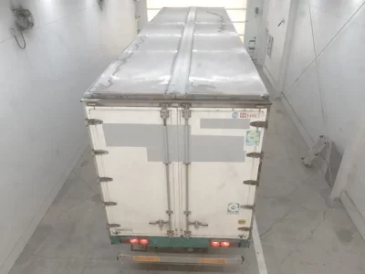 Hino TRUCK