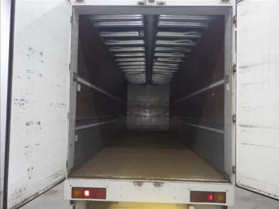 Isuzu TRUCK