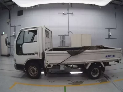 Nissan ATLAS