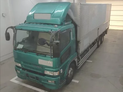 Isuzu TRUCK
