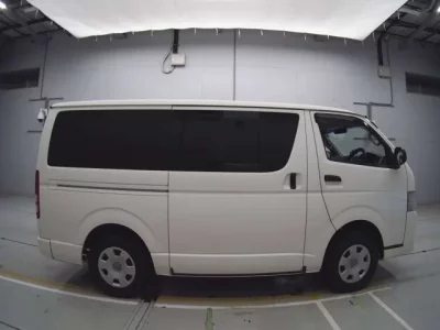 Toyota REGIUS ACE VAN