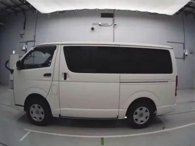 Toyota REGIUS ACE VAN