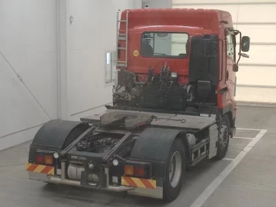 Isuzu TRUCK