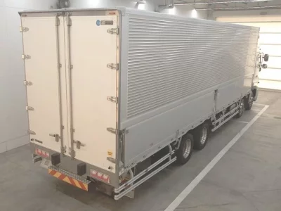 Hino TRUCK