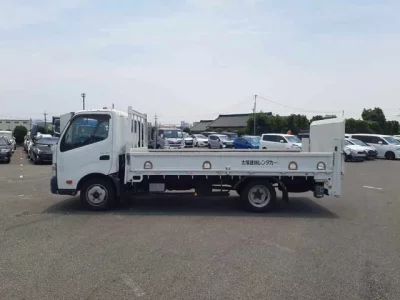 Hino DUTRO