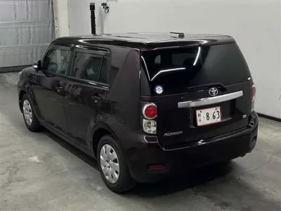 Toyota COROLLA RUMION