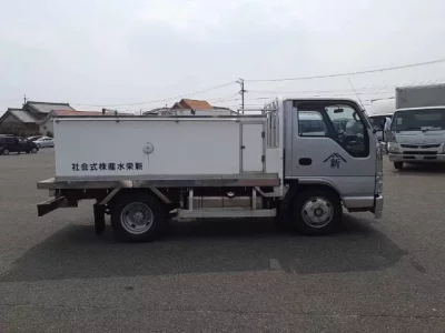 Isuzu ELF