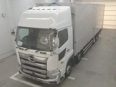 Hino TRUCK