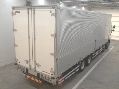 Hino TRUCK
