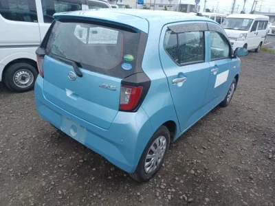 Daihatsu MIRA E S