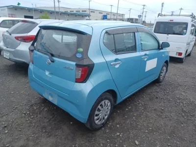 Daihatsu MIRA E S