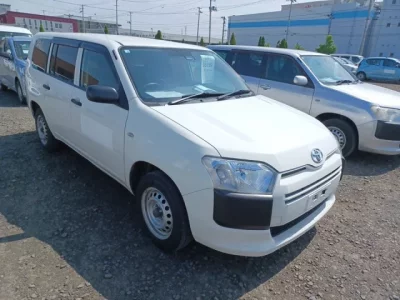 Toyota SUCCEED