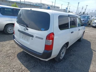 Toyota SUCCEED
