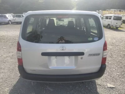 Toyota SUCCEED