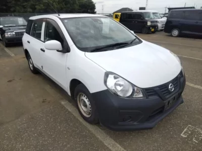 Nissan AD