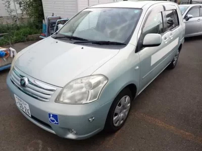 Toyota RAUM
