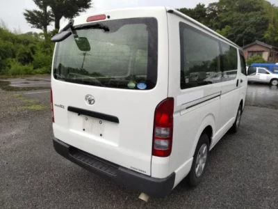 Toyota REGIUS ACE VAN