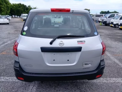 Nissan AD