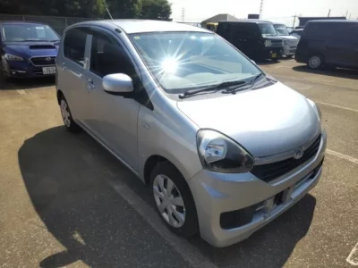 Daihatsu MIRA E S