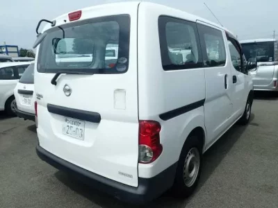 Nissan NV200