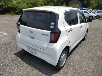 Daihatsu MIRA E S