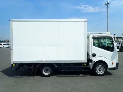 Nissan ATLAS