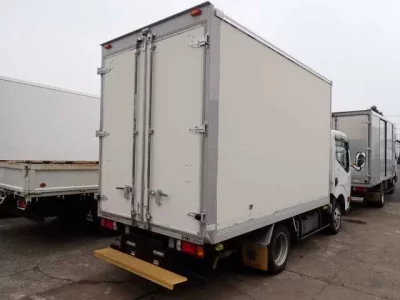 Nissan ATLAS