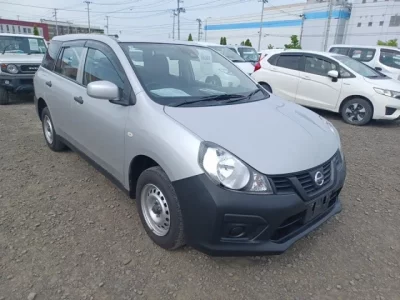 Nissan AD