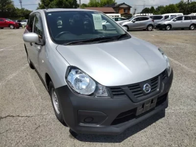 Nissan AD
