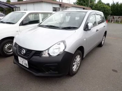 Nissan AD