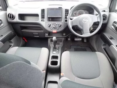 Nissan AD