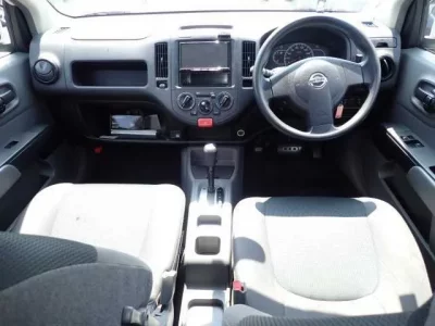 Nissan AD
