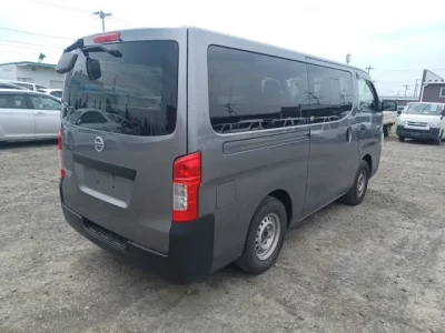 Nissan CARAVAN VAN