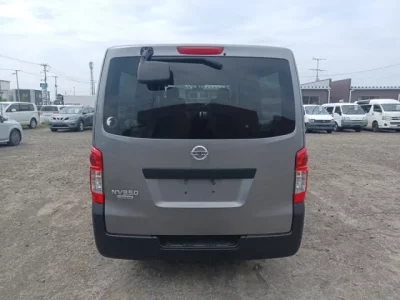 Nissan CARAVAN VAN