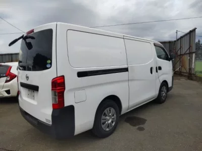 Nissan CARAVAN VAN