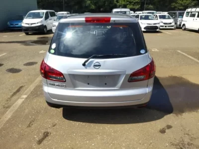 Nissan WINGROAD