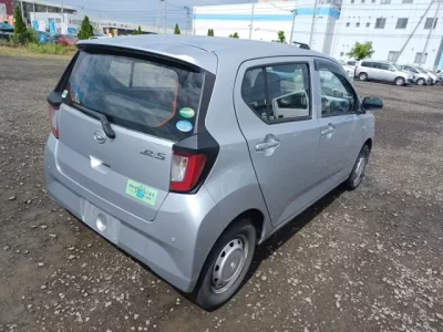 Daihatsu MIRA E S