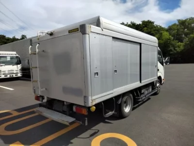 Hino DUTRO