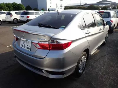 Honda GRACE