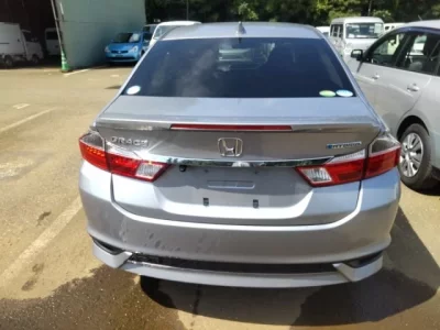 Honda GRACE
